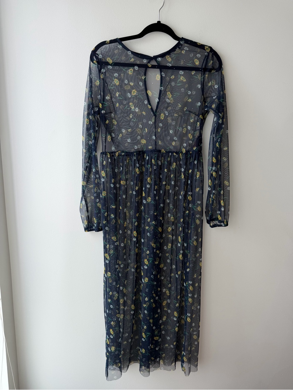 Vera Moda Mesh Daisy Midi Dress - Picture 3 of 7